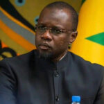 Sonko opgeroepen om in zijn plek te blijven