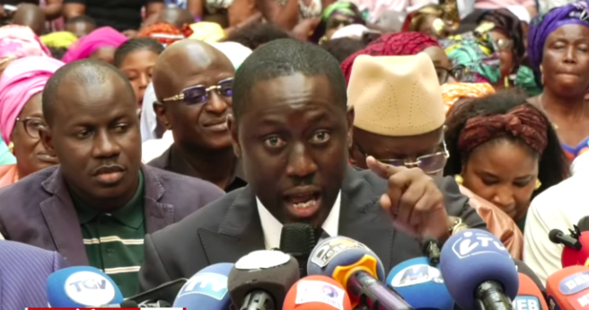 APR eist ontslag van de minister van Binnenlandse Zaken na de dood van een student