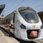 De TER-trein rijdt zonder verlichting