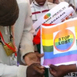 De anti-LGBT-wet: Sonko's haastige maatschappelijke project, maar ontbreekt in zijn verkiezingsprogramma.