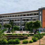 Gedeeltelijke heropening van campussen veroorzaakt woede onder studenten