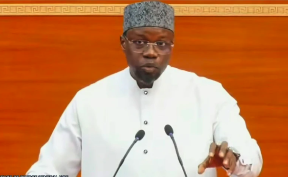 Openbaarmaking van de serologische status: Sonko veroordeelt onacceptabele praktijken