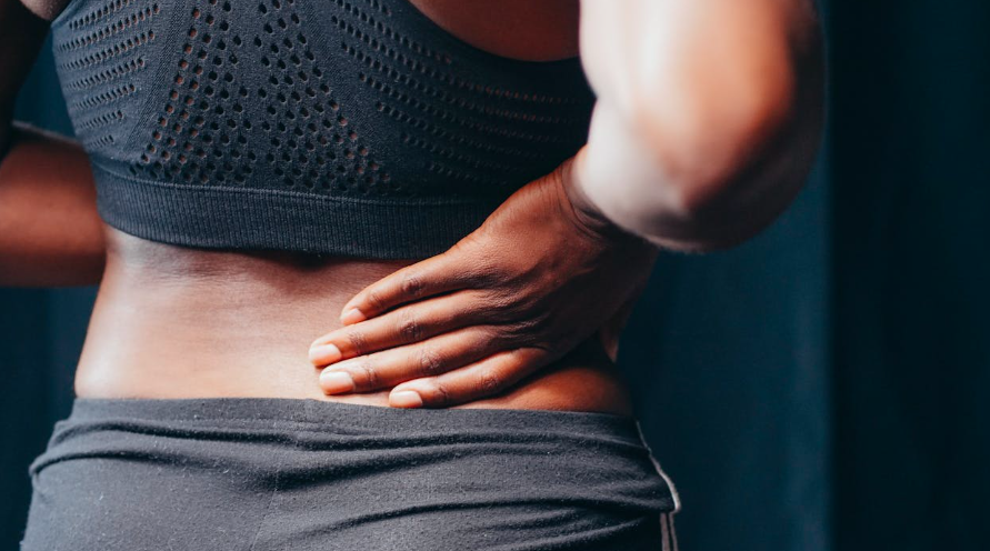 Waarom vrouwen langer pijn ervaren dan mannen