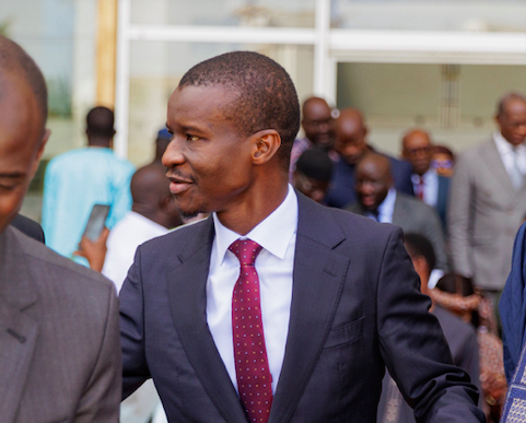 De risicovolle dialoog op 30 april