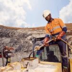 Mijnbouwsector: 72% van de inkomsten van Endeavour Mining worden herinvesteerd in de nationale economieën