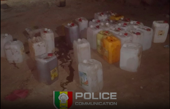 Onveilige olie op de markt: waarschuwing na inbeslagname van 8.000 liter in Thiaroye