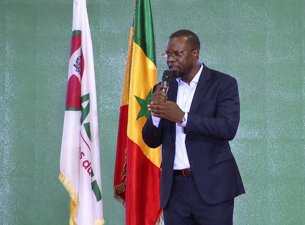 Ousmane Sonko zet de lijnen uit