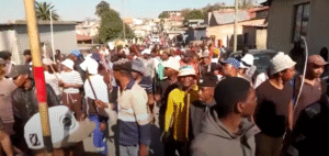 In Zuid-Afrika achtervolgen anti-migrantenmilities buitenlanders tot aan hun voordeur