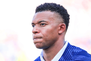 Mbappé reageert op onverholen racisme van een Paraguayaanse senator