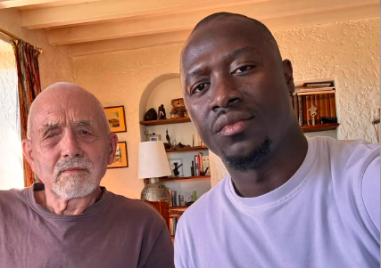 Mandinka-Frans woordenboek: de Pakao-taal wordt een schriftelijk erfgoed