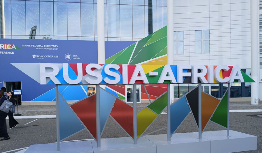 Senegal betreedt het culturele speelveld van Moskou