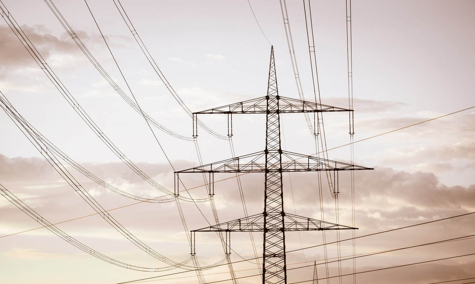Senegal en Gambia: elektriciteitsafhankelijkheid blootgelegd door de crisis