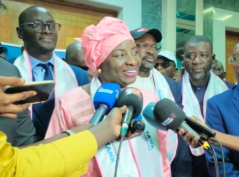 Aminata Touré stelt aanvallen onder het mom van parlementaire immuniteit aan de kaak