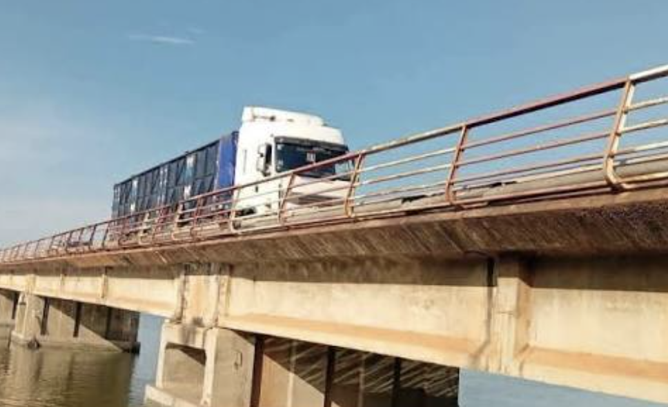 De overheid bereidt de renovatie van de Émile Badiane-brug voor.