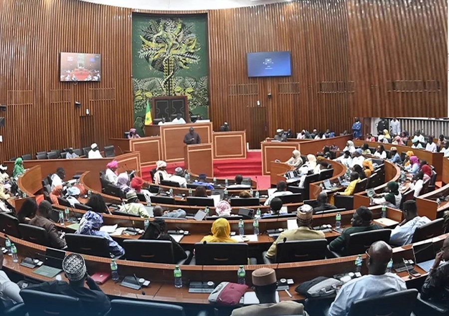 Derde buitengewone zitting van het parlement: Gezondheidszorg achter de tralies