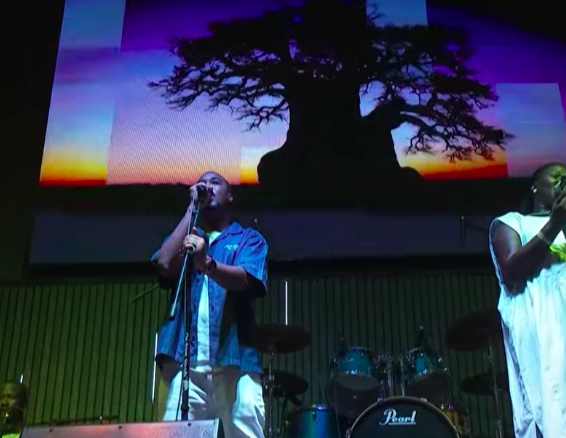 Orchestra Baobab bereidt zijn eerste regionale tournee voor